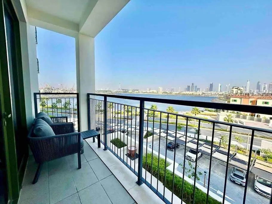 Dubai Skyline & Sea View Apt