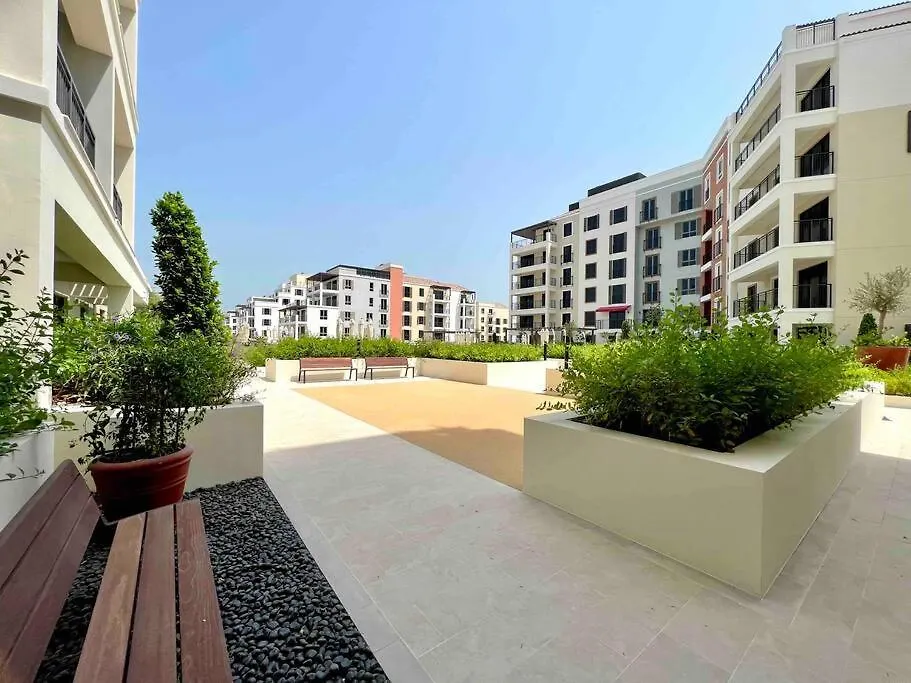 Dubai Skyline & Sea View Apt